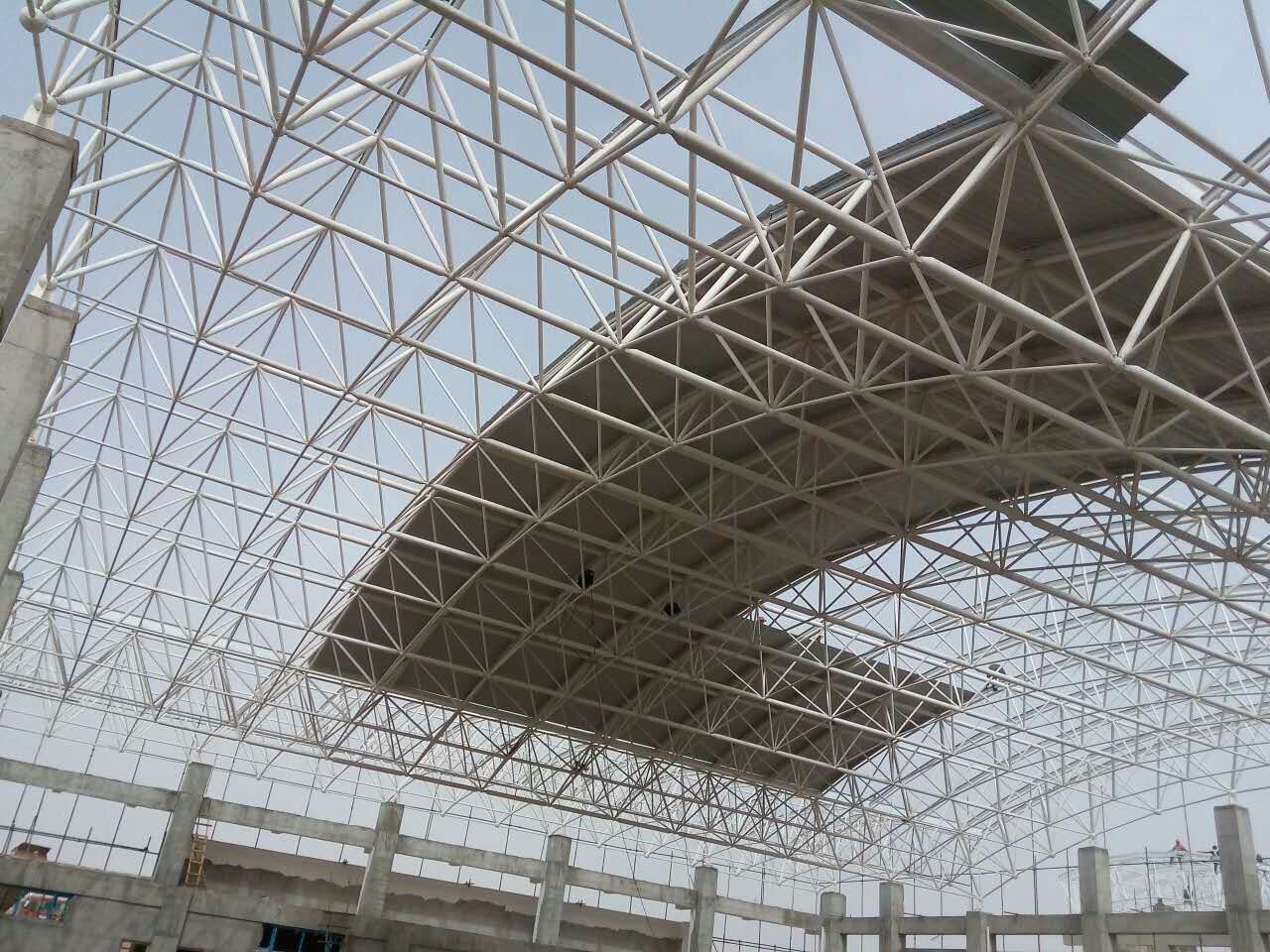 襄阳青岛一汽网架
